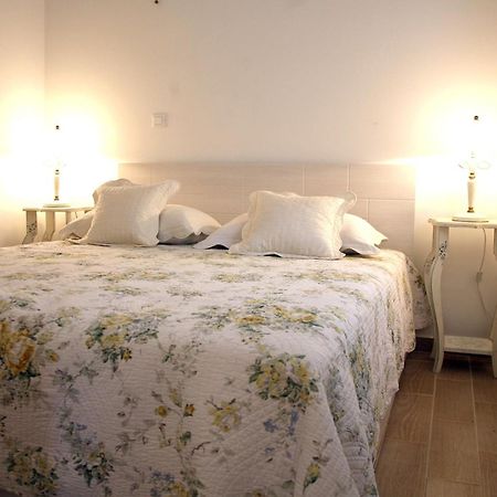 Apartments By The Sea Sevid, Trogir - 9125 Marina Room photo