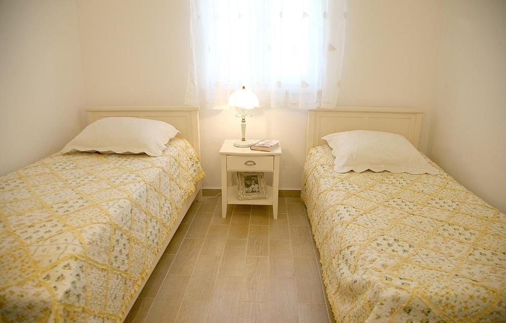 Apartments By The Sea Sevid, Trogir - 9125 Marina Exterior photo